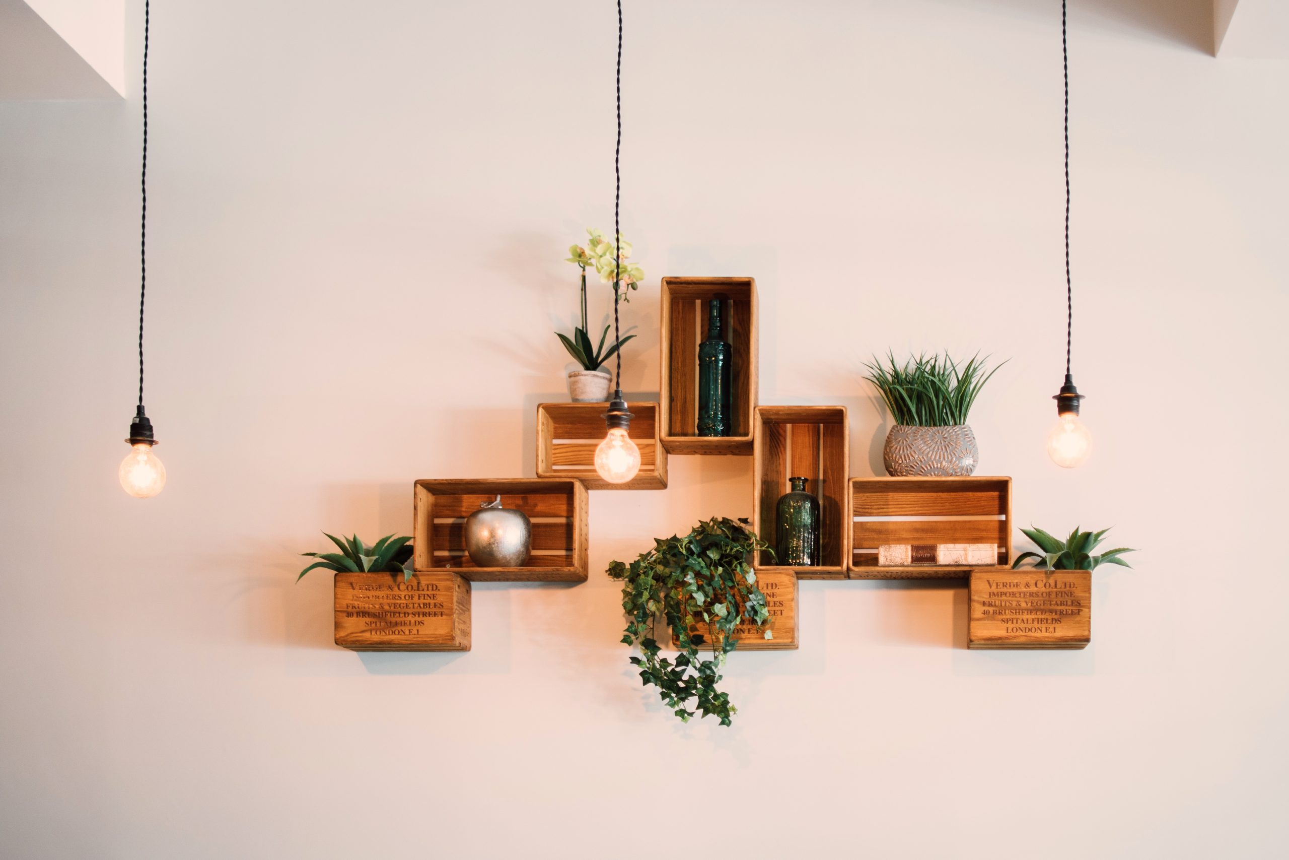 , Alternativas rentables: Técnicas para encontrar una decoración económica para tu sala-comedor., Grupo Residencial