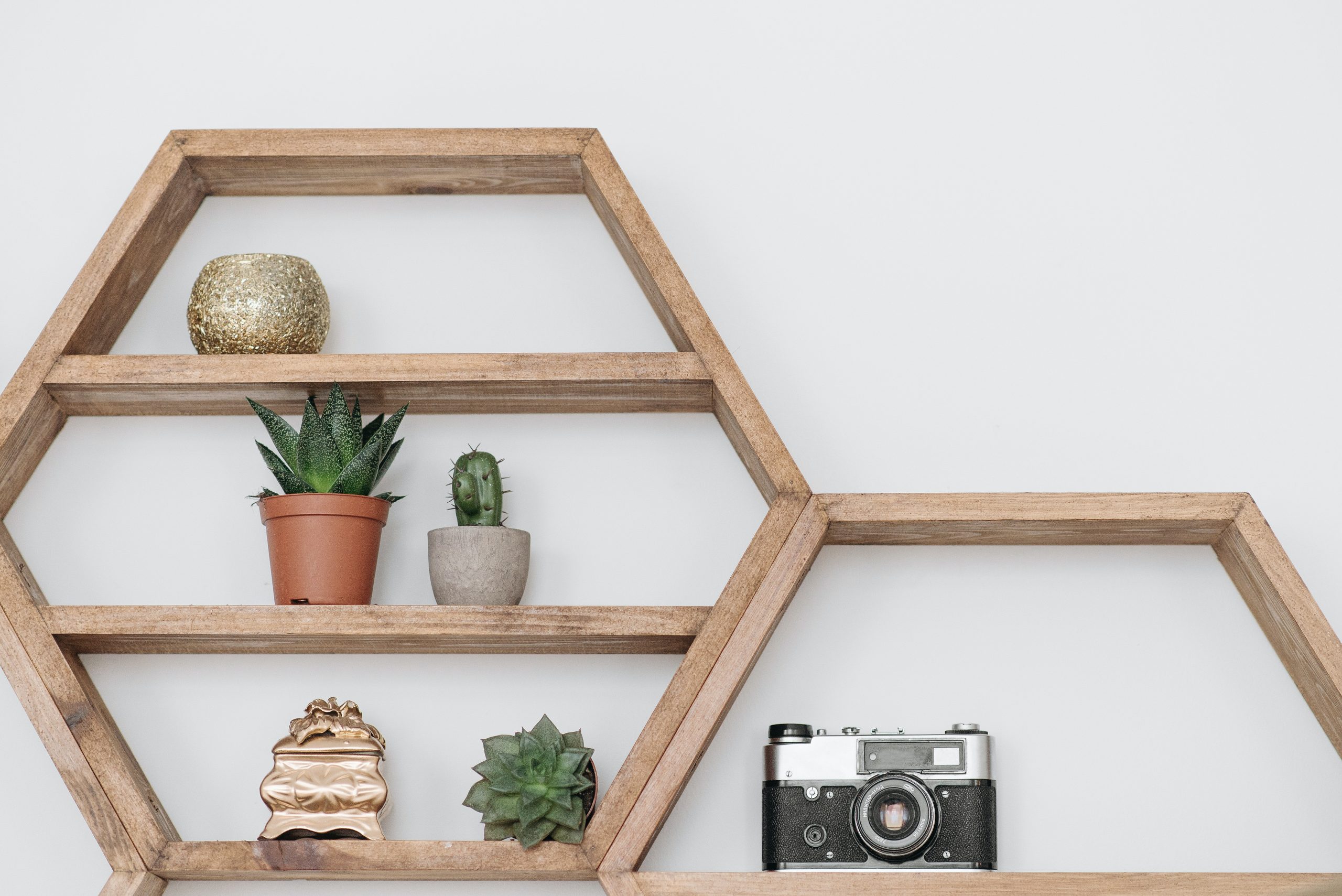, Aumenta el potencial de tu hogar: Proyectos fáciles de DIY para un cambio de imagen fresco y estimulante, Grupo Residencial
